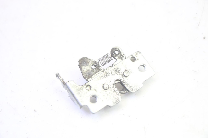 photo de SITZBANKSCHLOSS PIAGGIO MP3 LT 400 (2007 - 2012) - Zoom auf Gebrauchszustand