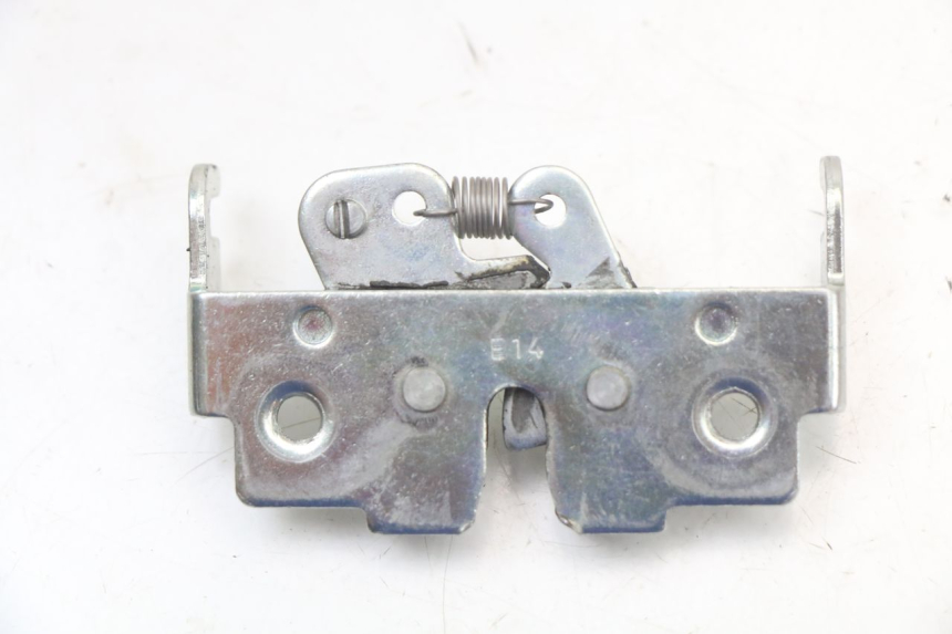 photo de SITZBANKSCHLOSS MBK OVETTO ONE 2T 50 (2013 - 2017) - Zoom auf Gebrauchszustand