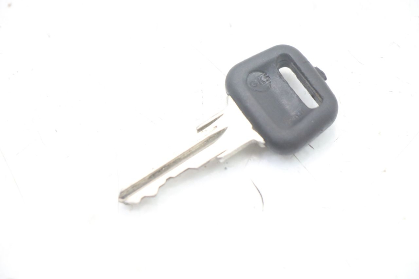 photo de SITZSCHLOSS PEUGEOT SATELIS COMPRESSOR K15 125 (2006 - 2009) - Gesamtansicht des Produkts