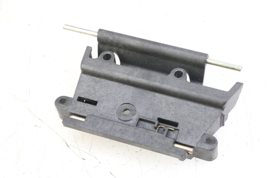 photo de SITZSCHLOSS PEUGEOT VIVACITY 125 (2010 - 2017) - Hauptansicht