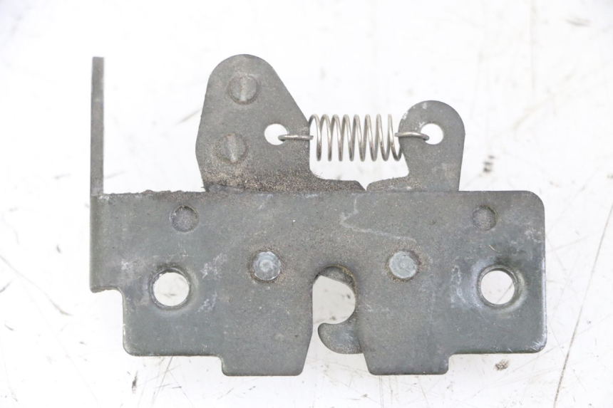 photo de SITZBANKSCHLOSS PIAGGIO MP3 LT 400 (2007 - 2012) - Zoom auf Gebrauchszustand