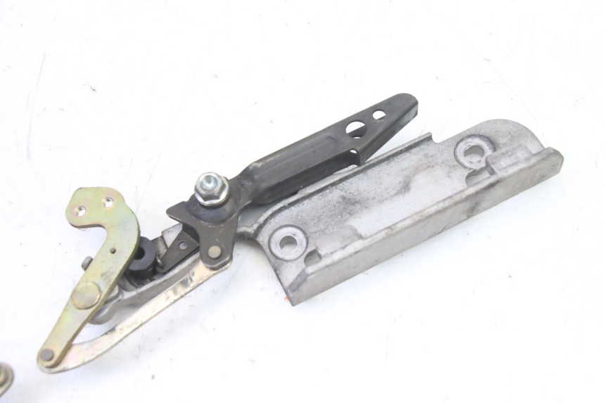 photo de SITZSCHLOSS HONDA ST PAN EUROPEAN 1300 (2002 - 2013) - Zoom auf Gebrauchszustand