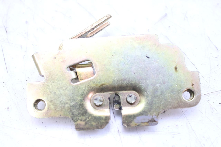 photo de SITZBANKSCHLOSS PEUGEOT TWEET 4T 50 (2010 - 2014) - Detailansicht des Bauteils