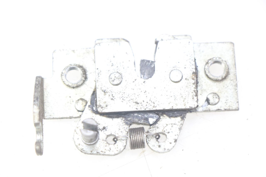 photo de SITZBANKSCHLOSS YAMAHA XMAX X-MAX 125 (2006 - 2009) - Hauptansicht