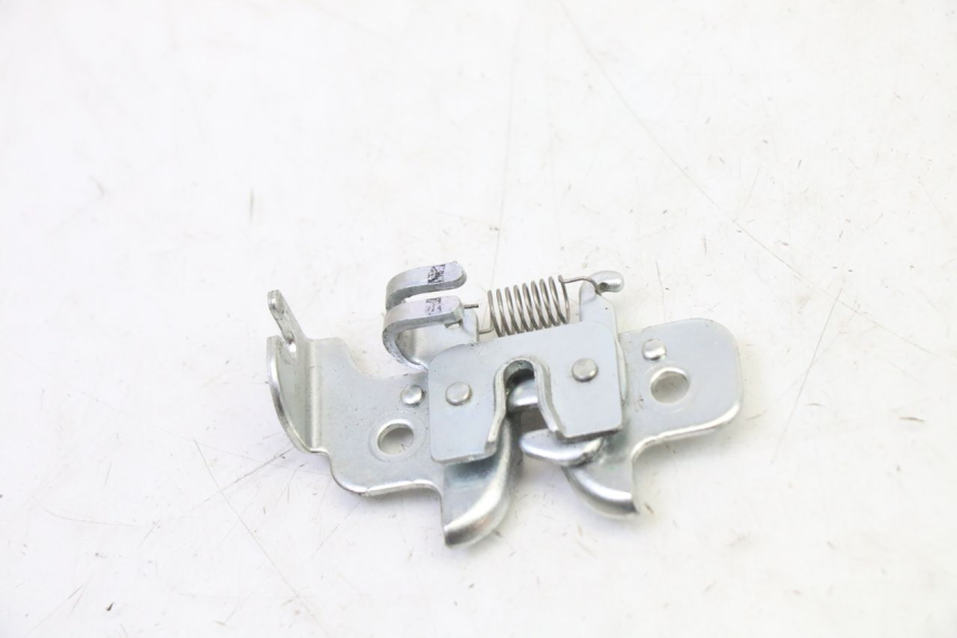 photo de SITZSCHLOSS YAMAHA XMAX X-MAX 125 (2021 - 2025) - Hauptansicht