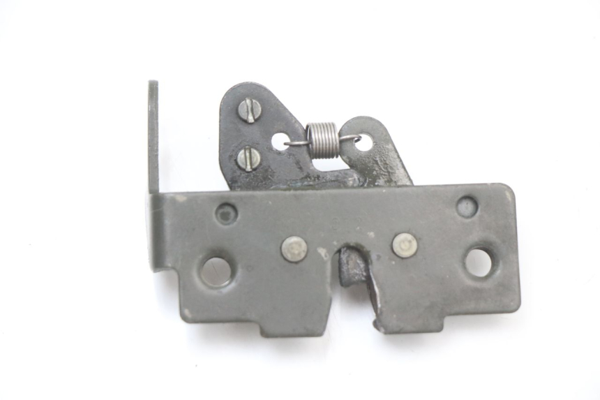 photo de SITZSCHLOSS PIAGGIO X10 125 (2012 - 2017) - Detailansicht des Bauteils