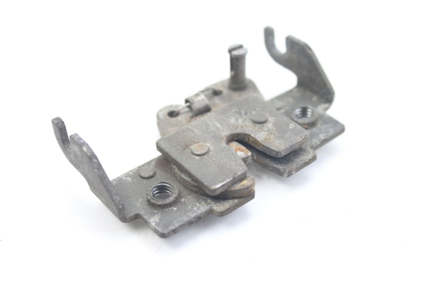 photo de SITZBANKSCHLOSS PIAGGIO X9 EVOLUTION 500 (2003 - 2005) - Zoom auf Gebrauchszustand