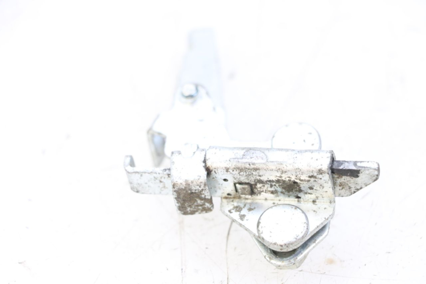 photo de SITZSCHLOSS YAMAHA FZ1 FAZER 1000 (2007 - 2009) - Zoom auf Gebrauchszustand