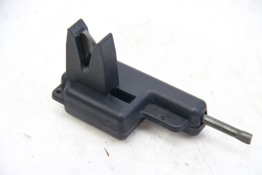 photo de SITZBANKSCHLOSS PIAGGIO ZIP 4T 50 (2018 - 2020) - Alternative Perspektive