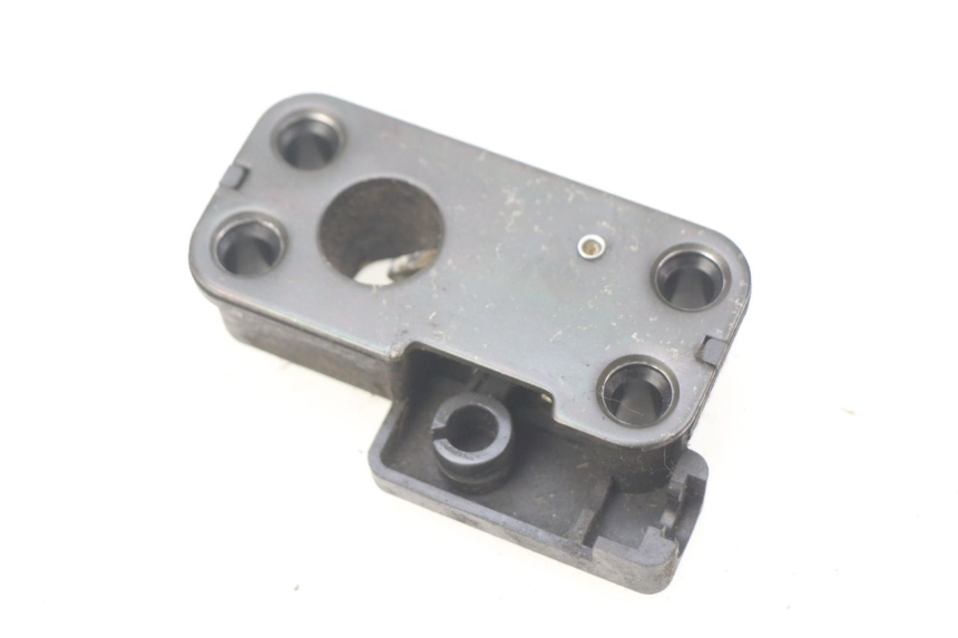 photo de SITZBANKSCHLOSS KAWASAKI ZR7 ZR-7 S 750 (1999 - 2004) - Zoom auf Gebrauchszustand