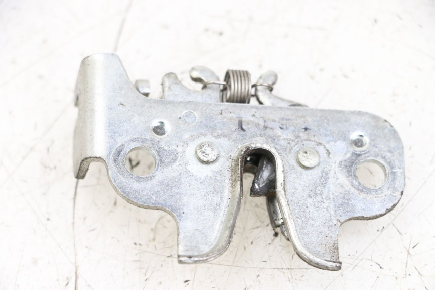 photo de SITZSCHLOSS SUZUKI ADDRESS 110 (2015 - 2020) - Zoom auf Gebrauchszustand