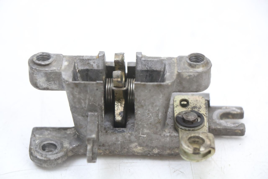 photo de SITZBANKSCHLOSS KYMCO AGILITY 4T 50 (2005 - 2018) - Detailansicht des Bauteils