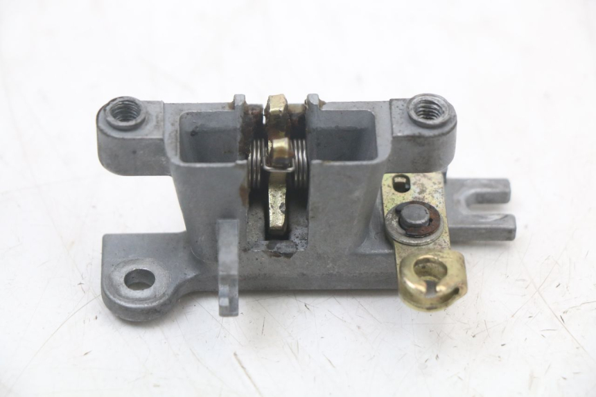 photo de SITZBANKSCHLOSS KYMCO AGILITY 4T 50 (2005 - 2018) - Detailansicht des Bauteils