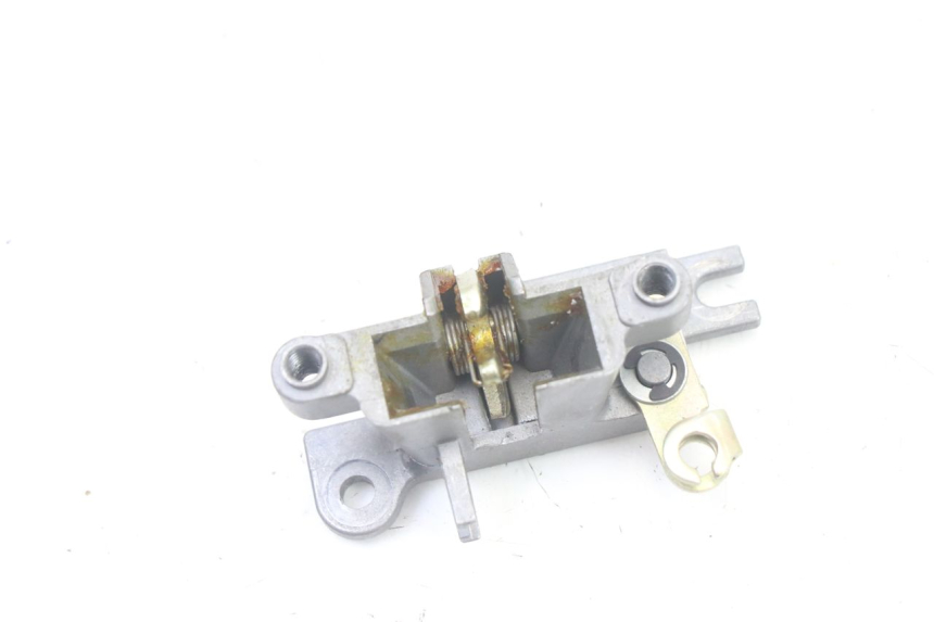 photo de SITZBANKSCHLOSS KYMCO AGILITY 4T 50 (2005 - 2018) - Detailansicht des Bauteils