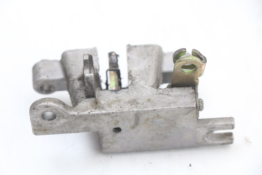 photo de SITZSCHLOSS KYMCO AGILITY CARRY 50 (2011 - 2020) - Alternative Perspektive