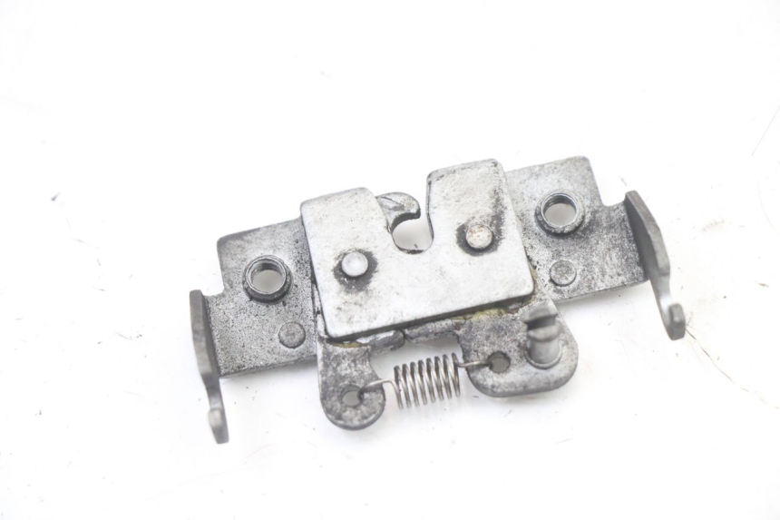 photo de SITZBANKSCHLOSS BMW C1 125 (2000 - 2003) - Detailansicht des Bauteils