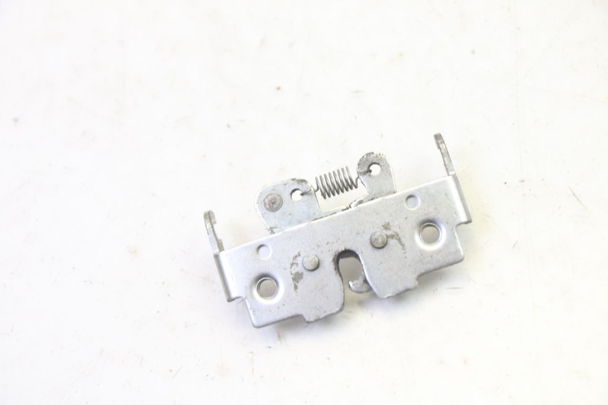 photo de SITZSCHLOSS SUZUKI BURGMAN 125 (2007 - 2014) - Zoom auf Gebrauchszustand