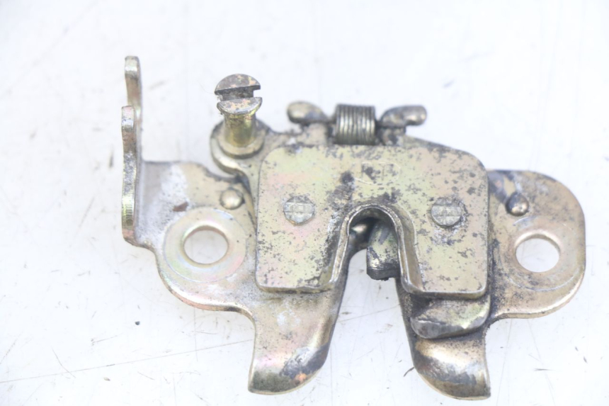 photo de SITZBANKSCHLOSS PEUGEOT CITYSTAR 125 (2011 - 2017) - Hauptansicht