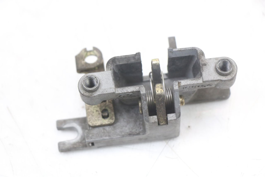 photo de SITZBANKSCHLOSS KYMCO DINK 4T 50 (2007 - 2018) - Zoom auf Gebrauchszustand