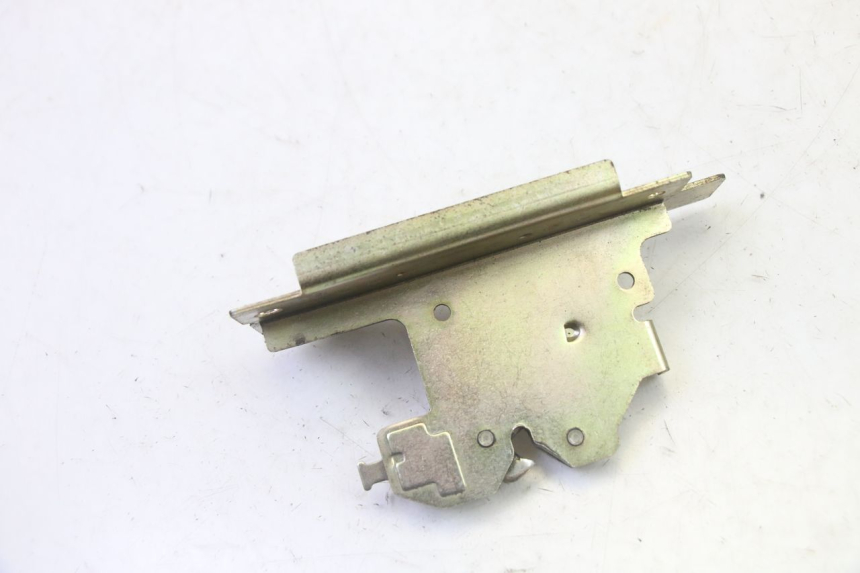 photo de SITZBANKSCHLOSS KYMCO DINK STREET 125 (2009 - 2014) - Zoom auf Gebrauchszustand