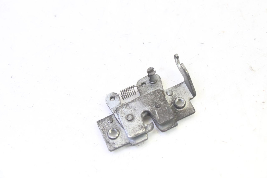 photo de SITZSCHLOSS HONDA FES S-WING SWING ABS 125 (2007 - 2015) - Hauptansicht