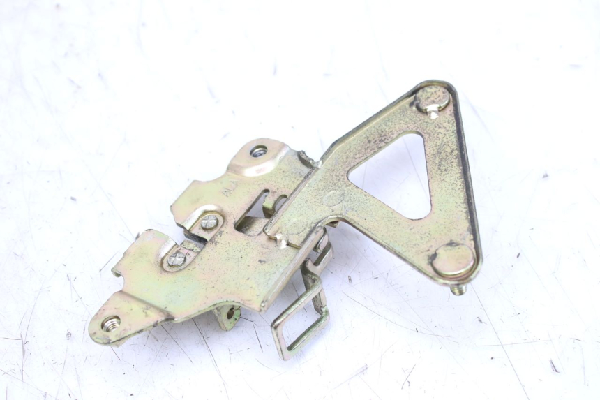 photo de SITZBANKSCHLOSS SYM FIDDLE 3 III 125 (2014 - 2020) - Detailansicht des Bauteils