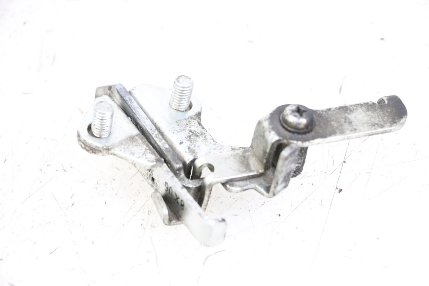 photo de SITZBANKSCHLOSS YAMAHA FJR ABS 1300 (2006 - 2012) - Zoom auf Gebrauchszustand