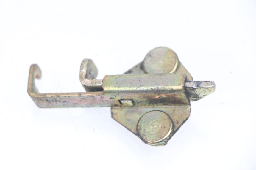 photo de SITZBANKSCHLOSS YAMAHA FZS FAZER 600 (1998 - 2001) - Detailansicht des Bauteils