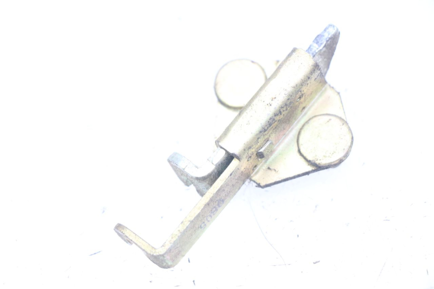 photo de SITZBANKSCHLOSS YAMAHA FZS FAZER 600 (1998 - 2001) - Zoom auf Gebrauchszustand