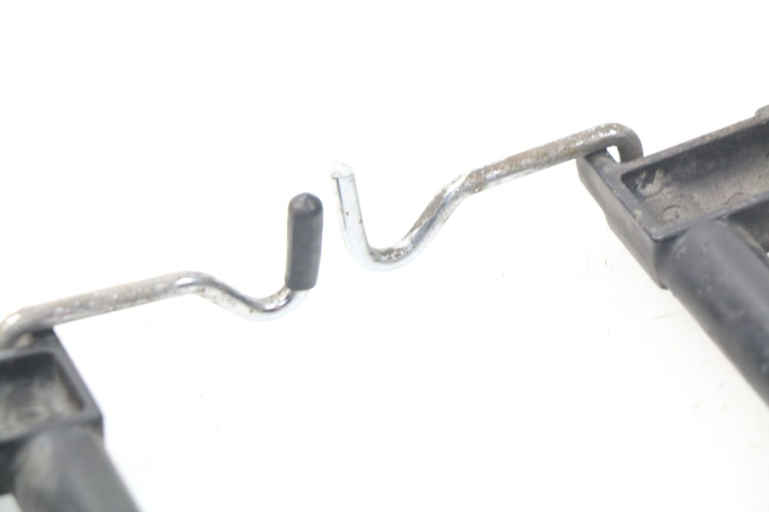 photo de SITZSCHLOSS KAWASAKI GPZ S 500 (1994 - 2005) - Zoom auf Gebrauchszustand