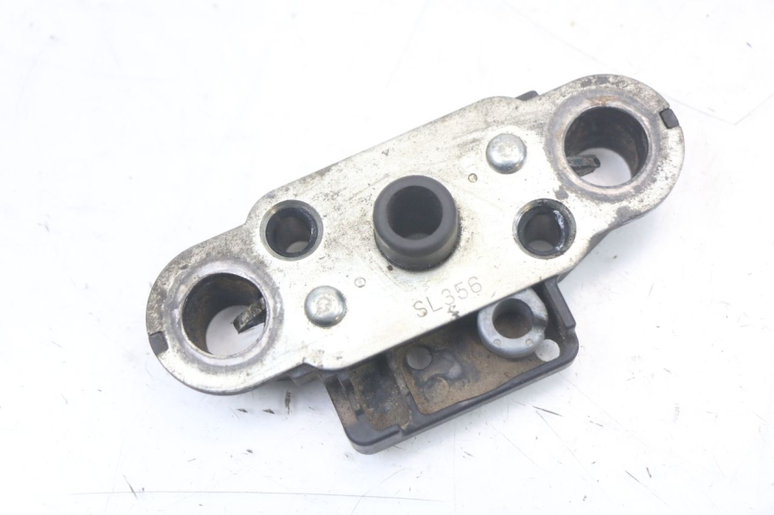 photo de SITZSCHLOSS SUZUKI GSR 750 (2011 - 2017) - Hauptansicht