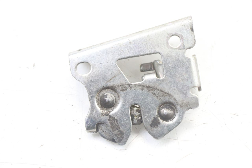 photo de SITZSCHLOSS HONDA SH i 300 (2015 - 2020) - Zoom auf Gebrauchszustand