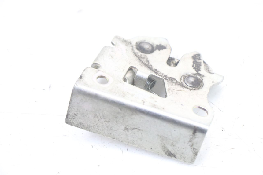 photo de SITZSCHLOSS HONDA SH i 300 (2015 - 2020) - Alternative Perspektive