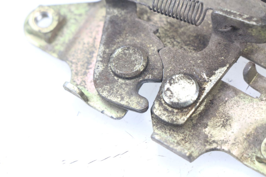 photo de SITZSCHLOSS SYM JET 4 50 (2010 - 2014) - Detailansicht des Bauteils