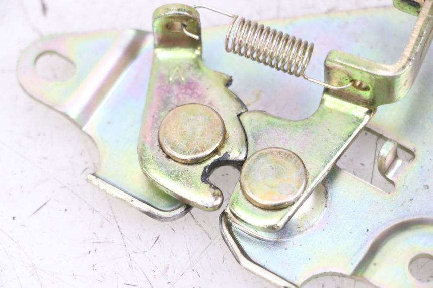 photo de SITZSCHLOSS SYM JOYMAX 125 (2010 - 2017) - Detailansicht des Bauteils