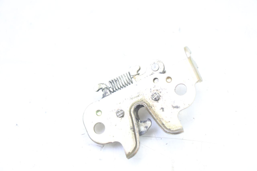 photo de SITZBANKSCHLOSS PEUGEOT KISBEE 2T 50 (2010 - 2017) - Zoom auf Gebrauchszustand