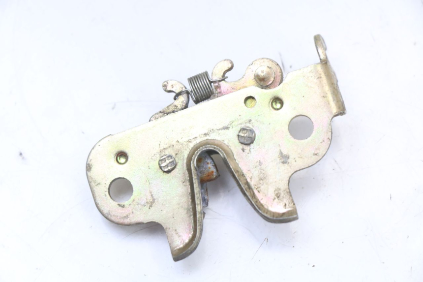 photo de SITZBANKSCHLOSS PEUGEOT KISBEE 4T 50 (2010 - 2017) - Detailansicht des Bauteils