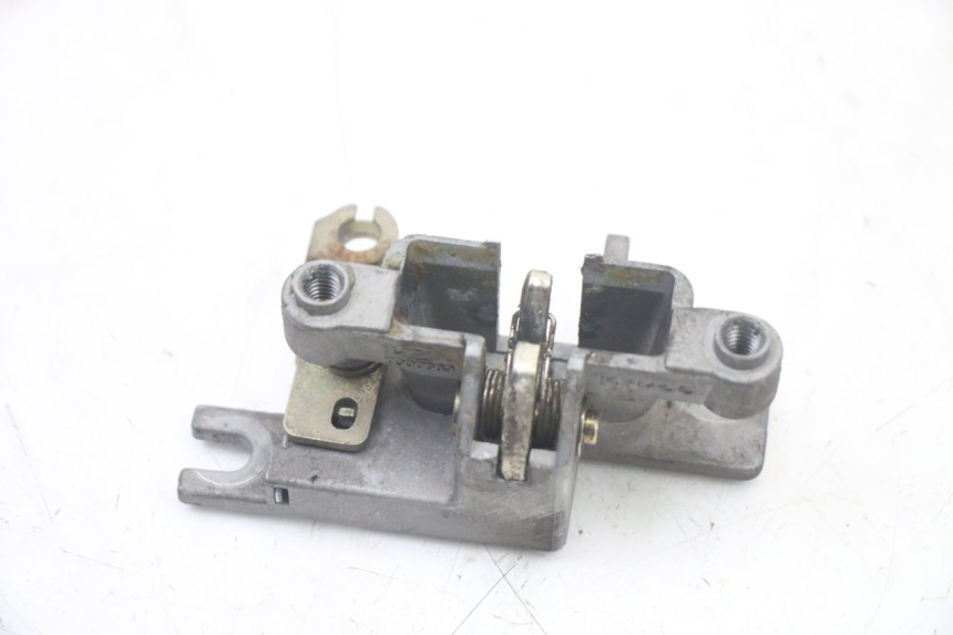 photo de SITZSCHLOSS KYMCO PEOPLE S 125 (2000 - 2008) - Detailansicht des Bauteils