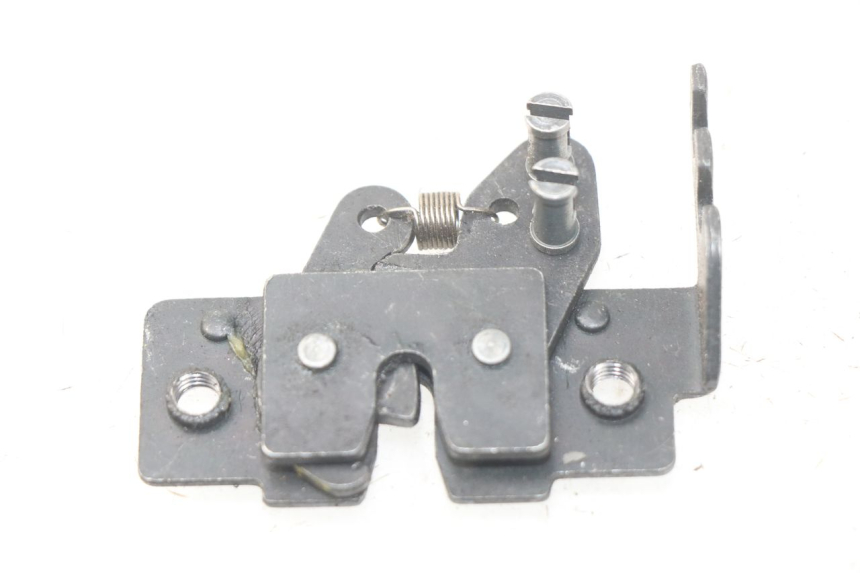 photo de SITZSCHLOSS PIAGGIO MP3 HPE 500 (2019 - 2022) - Zoom auf Gebrauchszustand