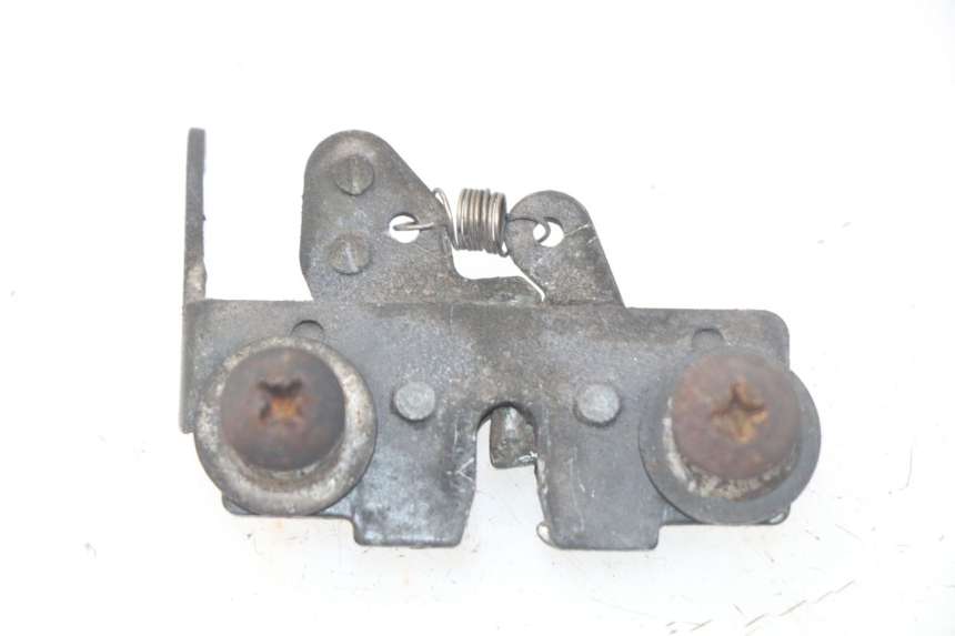 photo de SITZBANKSCHLOSS PIAGGIO MP3 LT 400 (2007 - 2012) - Alternative Perspektive