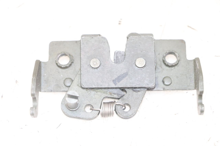 photo de SITZSCHLOSS PIAGGIO MP3 LT 300 (2010 - 2016) - Hauptansicht