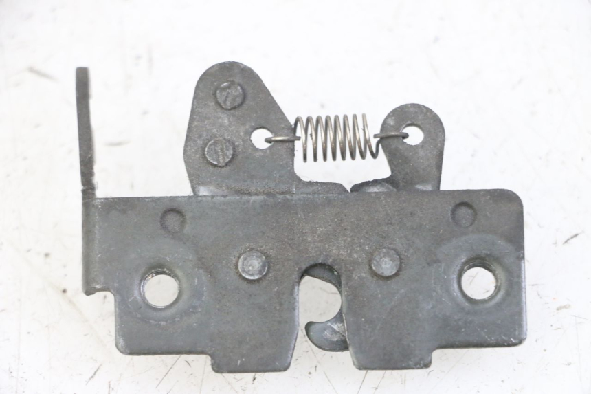 photo de SITZBANKSCHLOSS PIAGGIO MP3 LT 400 (2007 - 2012) - Detailansicht des Bauteils