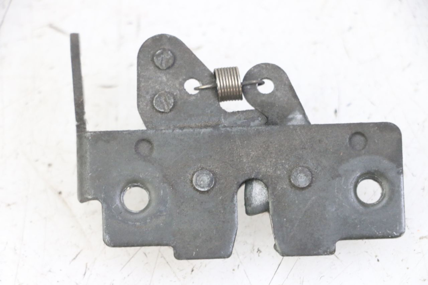 photo de SITZBANKSCHLOSS PIAGGIO MP3 LT 400 (2007 - 2012) - Zoom auf Gebrauchszustand