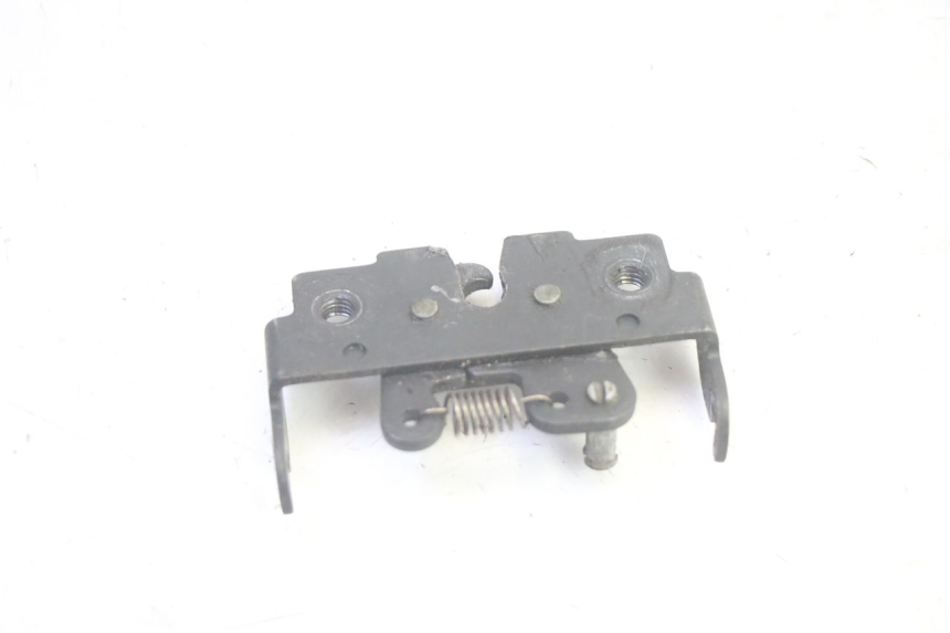 photo de SITZBANKSCHLOSS PIAGGIO MP3 LT 400 (2007 - 2012) - Alternative Perspektive