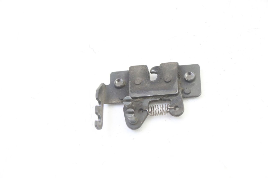 photo de SITZSCHLOSS PIAGGIO MP3 RL 250 (2006 - 2010) - Detailansicht des Bauteils