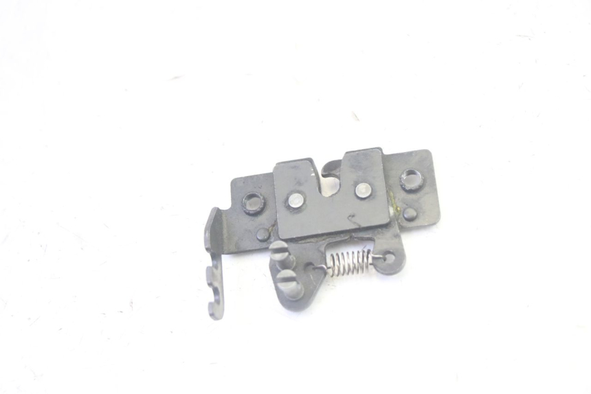 photo de SITZSCHLOSS PIAGGIO MP3 500 (2016 - 2018) - Detailansicht des Bauteils