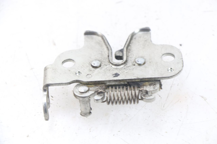 photo de SITZSCHLOSS MBK MW TRYPTIK 125 (2017 - 2022) - Zoom auf Gebrauchszustand