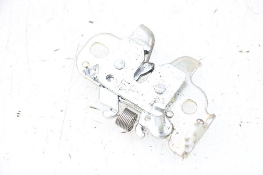 photo de SITZSCHLOSS YAMAHA NEO'S CORE 1 (2022 - 2026) - Alternative Perspektive