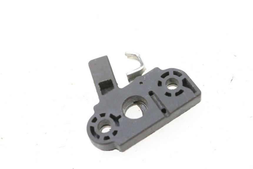 photo de SITZBANKSCHLOSS YAMAHA NEOS NEO'S 4T 50 (2008 - 2016) - Zoom auf Gebrauchszustand