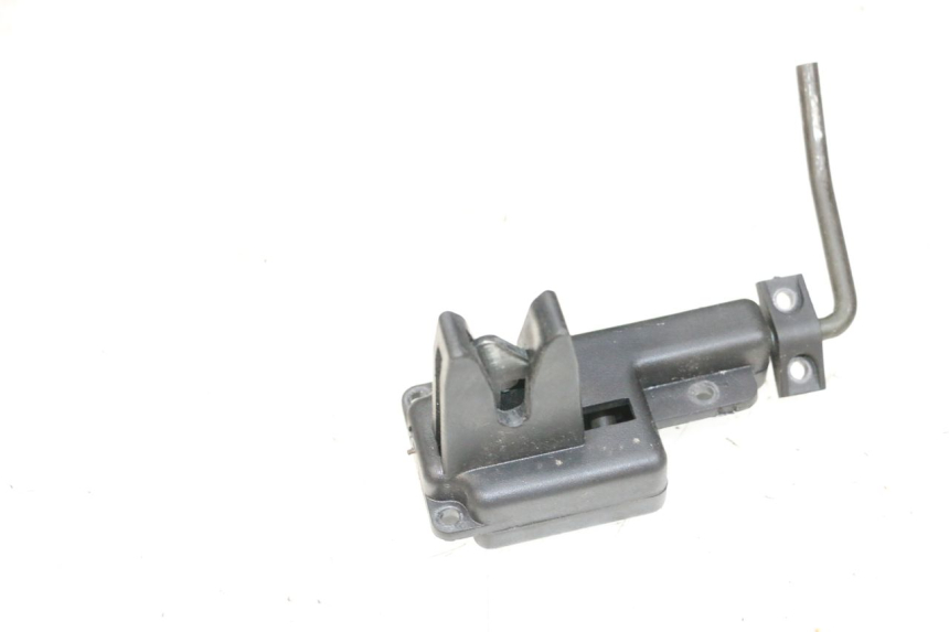 photo de SITZBANKSCHLOSS PIAGGIO NEW TYPHOON 50 (2018 - 2021) - Alternative Perspektive